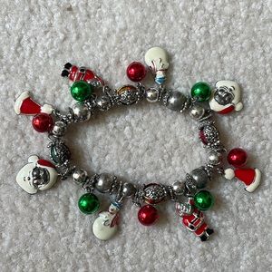 2/$6❗️Holiday Themed Bracelet | Christmas edition